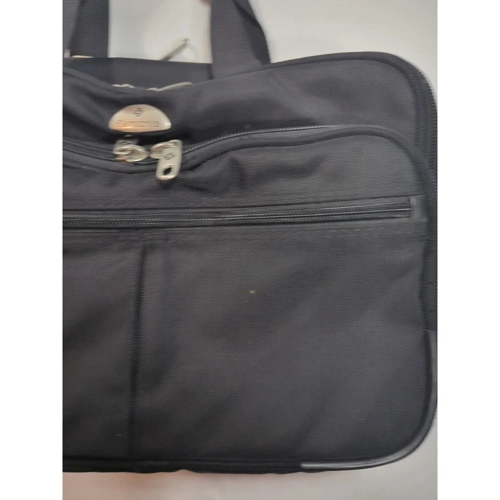 Samsonite dear poshmark